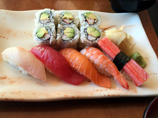Enjoy Japanese Sushi Bowls for a Low Price at Love Art Sushi Details